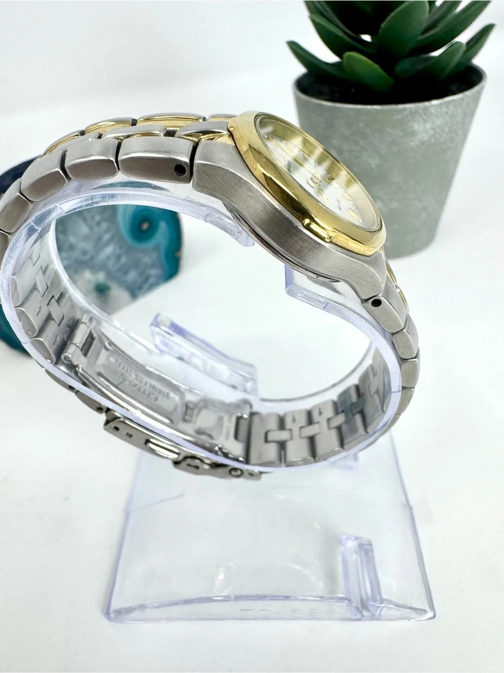 Vintage Citizen Eco-Drive WR100 Two-Tone Women's Watch